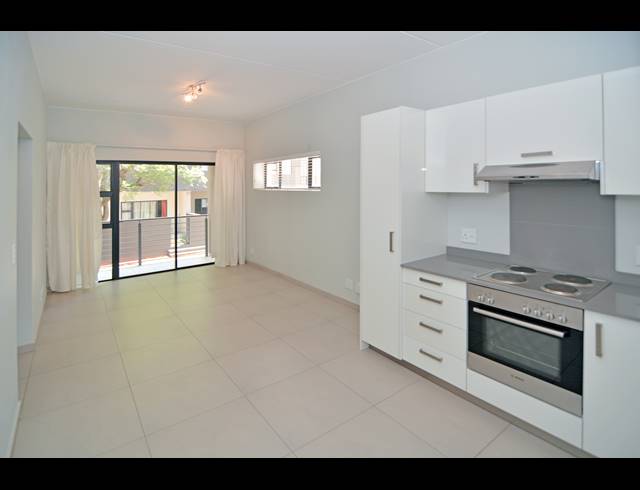 2 BEDROOM APARTMENT RENTED IN NORTH RIDING